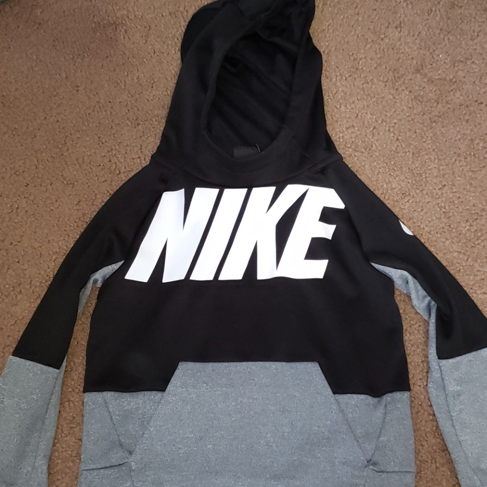 Nike hoodie. Size 5.